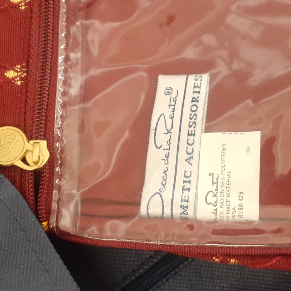 2 Oscar De La Renta Navy Travel garment bag 71" & 52" + Red Tan Vanity bag New - Picture 7 of 7
